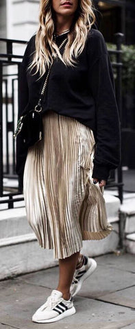 sweatshirt with maxi skirt outfit