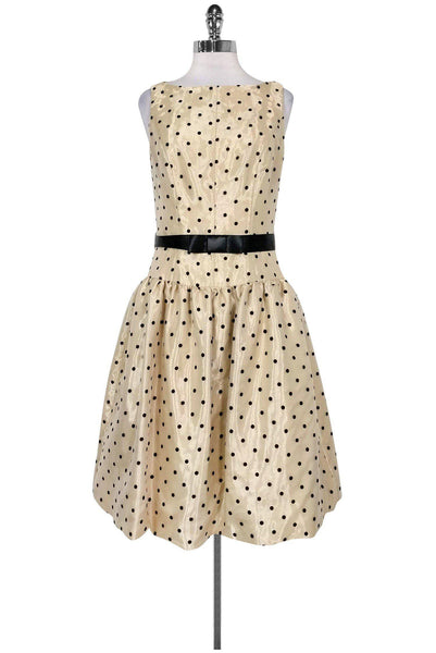 Round Neck Hidden Back Zipper Belted Polka Dots Print Dropped Waistline Sleeveless Below the Knee Dress With a Bow(s) and a Ribbon