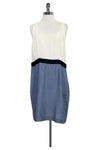 Side Zipper Snap Closure Sleeveless Above the Knee Dress With a Ribbon