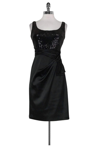 Scoop Neck Chiffon Ruched Sequined Hidden Side Zipper Cocktail Pencil-Skirt Little Black Dress With a Bow(s)