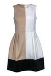 Fit-and-Flare Summer Colorblocking Pocketed Fitted Hidden Back Zipper Sleeveless Round Neck Dress