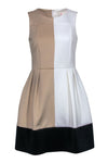 Fit-and-Flare Colorblocking Pocketed Hidden Back Zipper Fitted Sleeveless Round Neck Summer Dress