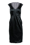 Plunging Neck Lace Trim Hidden Side Zipper Pleated Sheath Sheath Dress