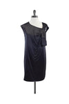 Shift Sleeveless Silk Dress With a Bow(s)