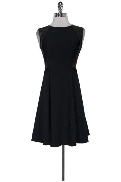Leather Trim Above the Knee Back Zipper Flared-Skirt Round Neck Dress
