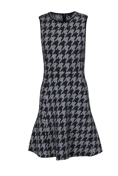 Dog Houndstooth Print Round Neck Fit-and-Flare Fitted Hidden Back Zipper Sleeveless Dress