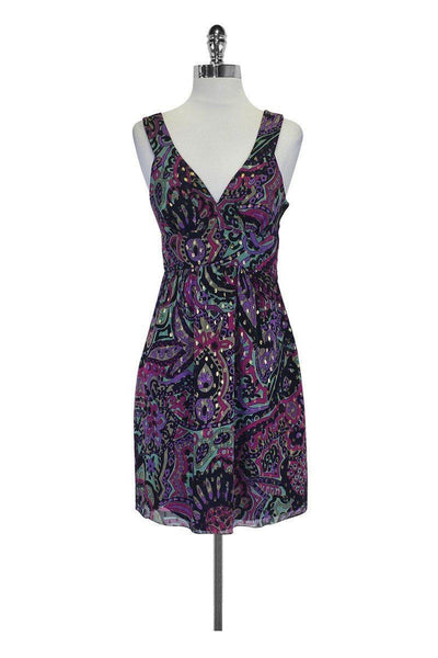 V-neck Side Zipper Flowy Abstract Print Empire Waistline Dress