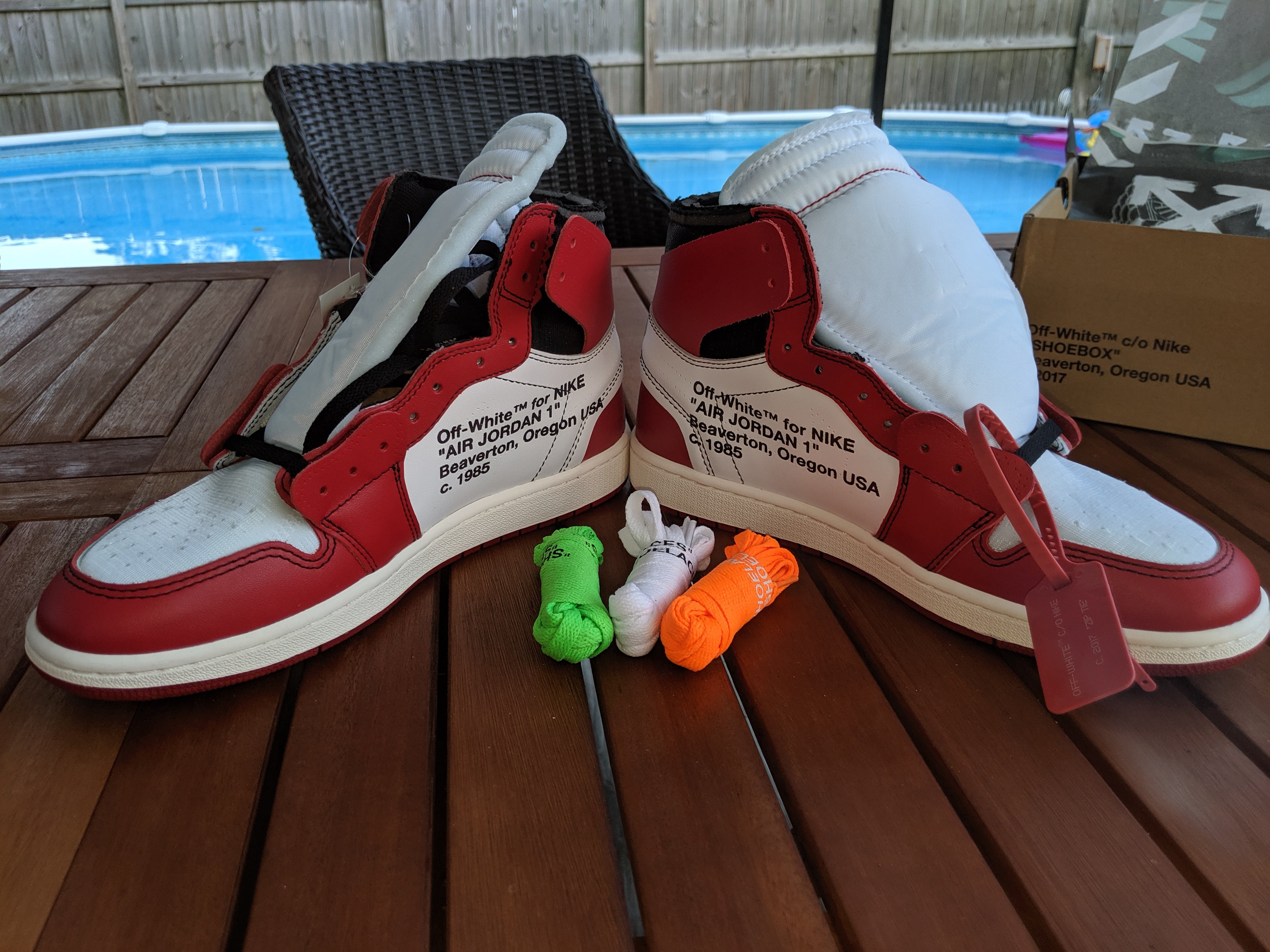 jordan retro 1 high off white chicago