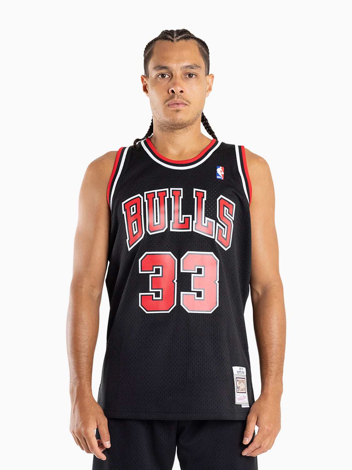 Mitchell & Ness Men's Mitchell & Ness Scottie Pippen Black Chicago Bulls  Big & Tall Hardwood Classics 1997/98 Swingman Jersey