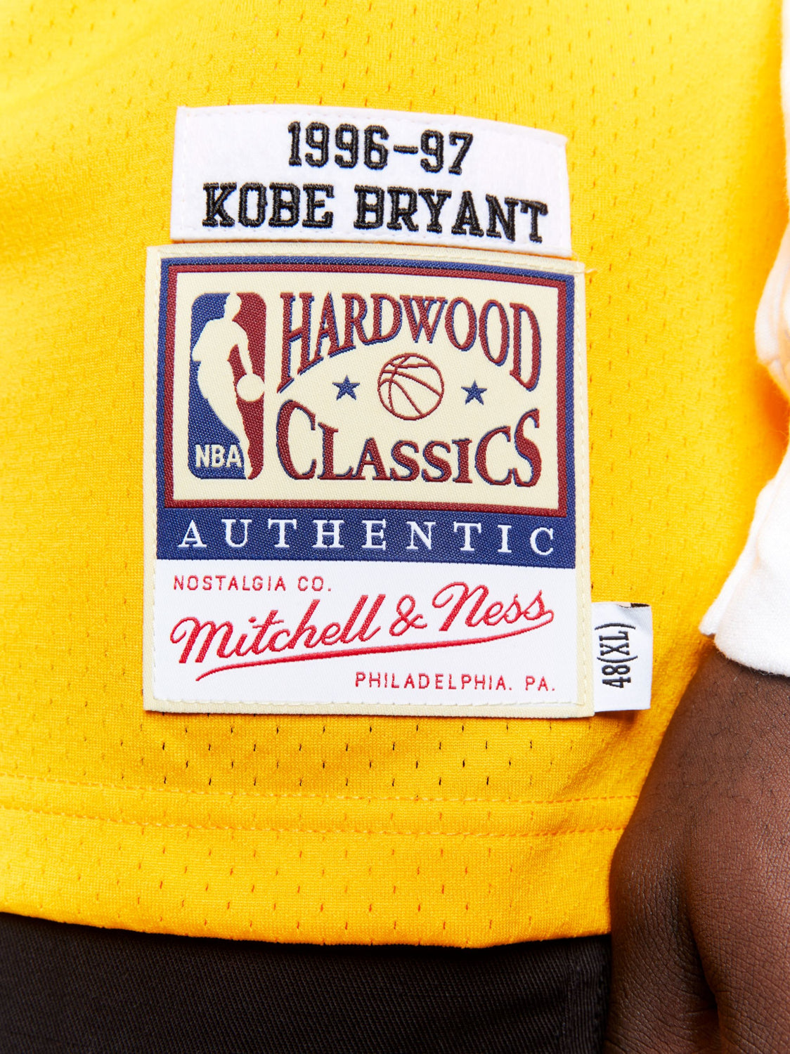 Los Angeles Lakers Kobe Bryant 1996 Home Authentic Jersey By Mitchell &  Ness - Light Gold - Mens