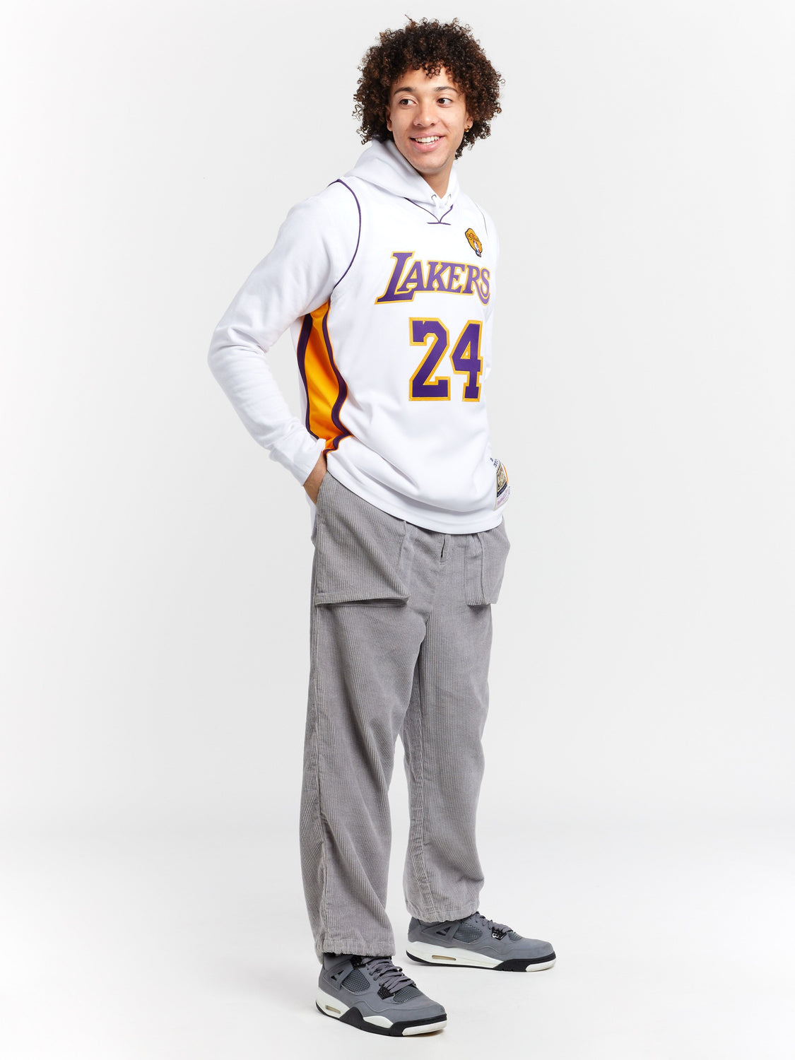 Kobe Bryant 09-10 White Lakers Authentic | Mitchell & Ness