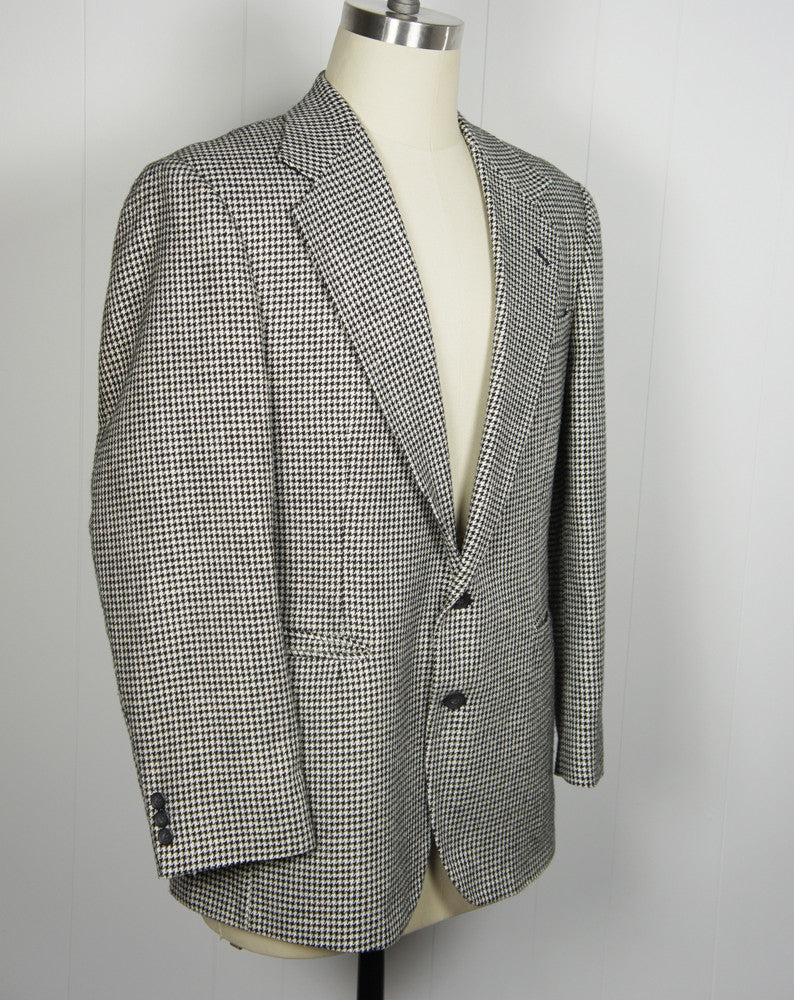 Vintage Men's 1980's Black & White Houndstooth Blazer, Size L | Hoof ...