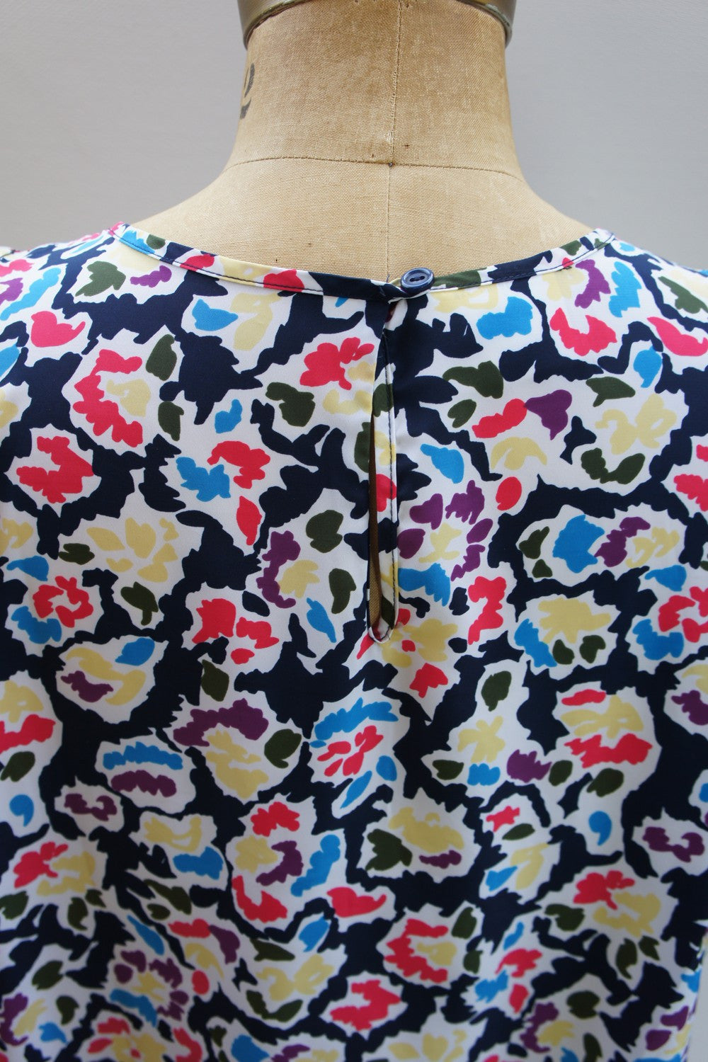 Vintage 1980's Painterly Floral Short Sleeve Blouse, Size M | Hoof & Antler