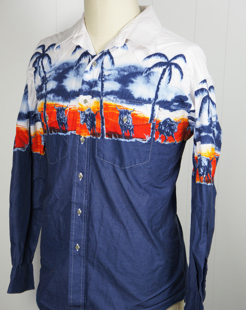 Button Up Western Shirt w/ Longhorn Steer & Palm Trees - Size L | Hoof ...