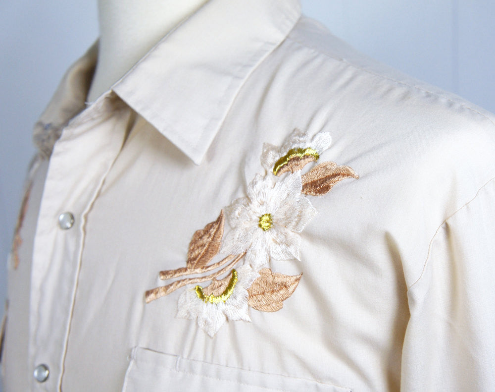 mens white pearl snap shirts