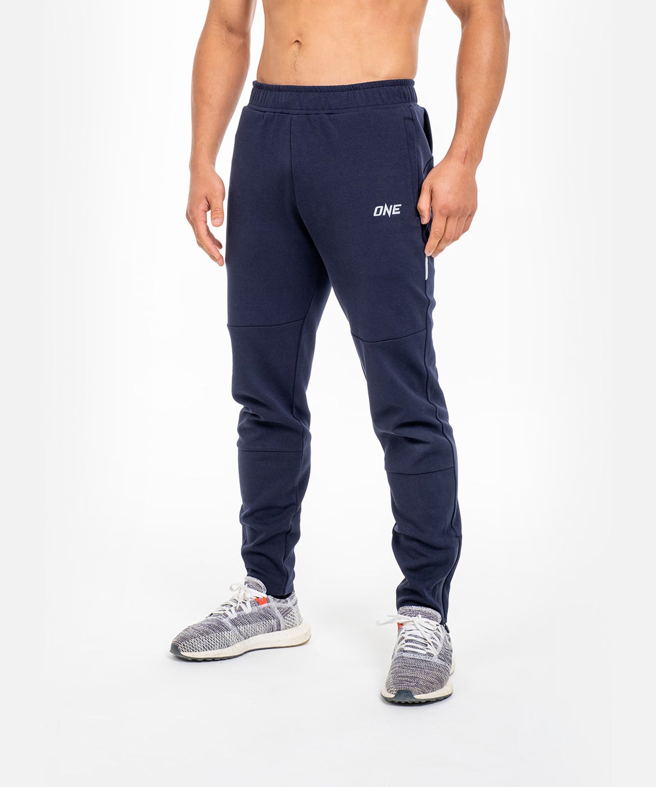 https://cdn.shopify.com/s/files/1/0270/0555/0657/products/oelitejoggers-nvy-1.jpg?v=1663837798