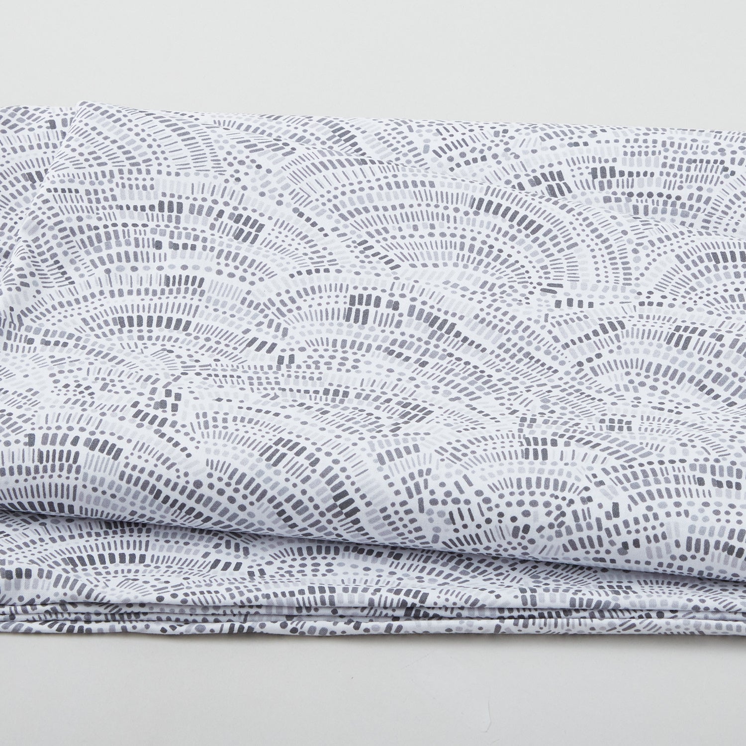 Lovely Day Swirls Love Fabric - Robert Kaufman Fabrics AHVD22255
