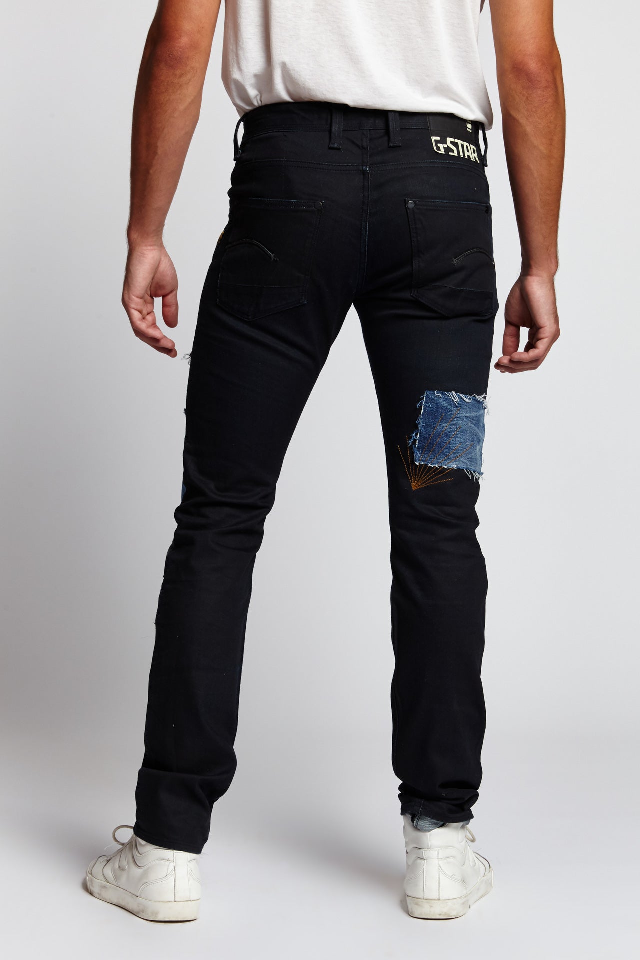 RAW RECONSTRUCTED PATCHWORK COTTON JEANS IN BLACK (32 W) - MUNDANE CLOTHING