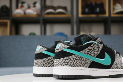 nike dunk sb low elephant