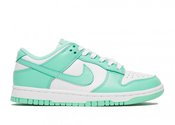 nike dunk low green glow finish line