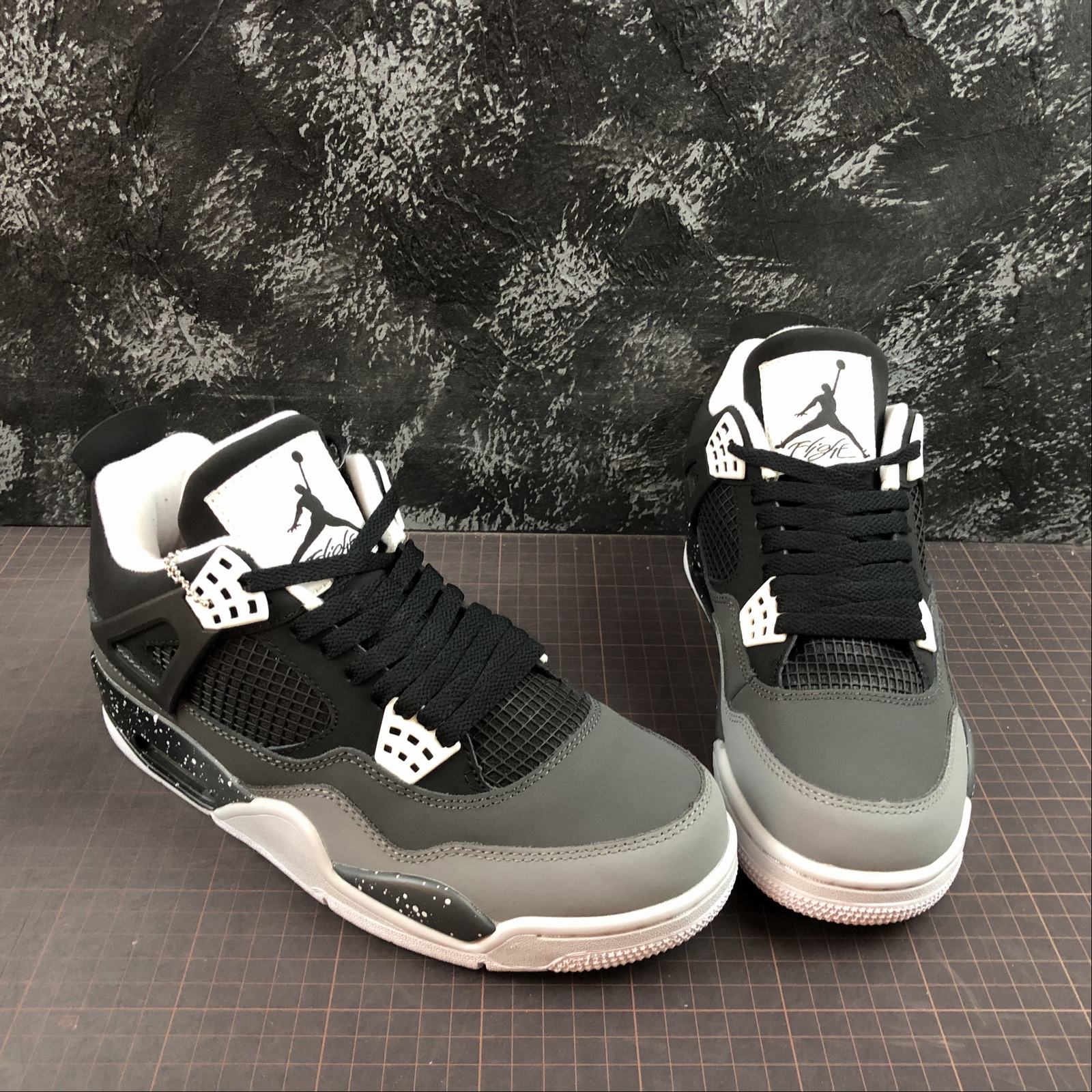 air jordan 4 preto