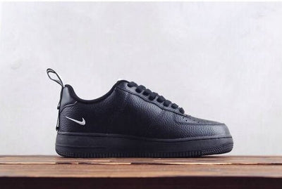 nike air force 1 utility low black