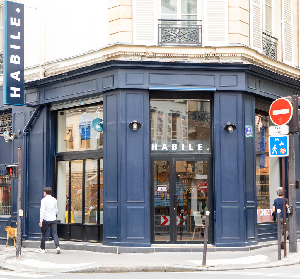 HABILE est un restaurant unique qui se niche au coeur de Paris au 16 rue de Lancry Paris10.  Le chef Eric Fontanini (ex Alain Ducasse et Guy Savoy) propose une cuisine mêlant gourmandise et inventivité. La carte est renouvelée chaque mois au gré des saisons.  