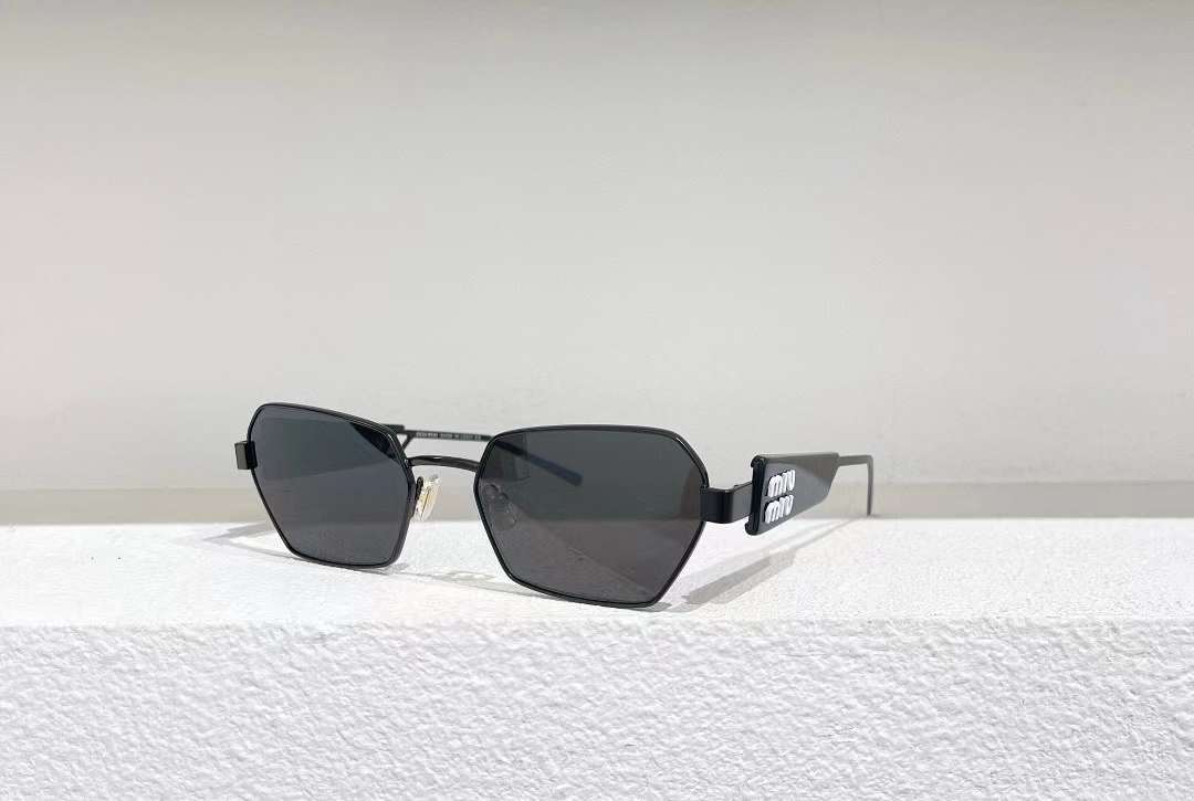 Miu Miu MU53WS Sunglasses | Designer Sunglasses – RADPRESENT