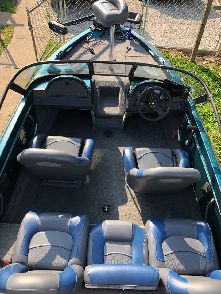 new ranger boat seats