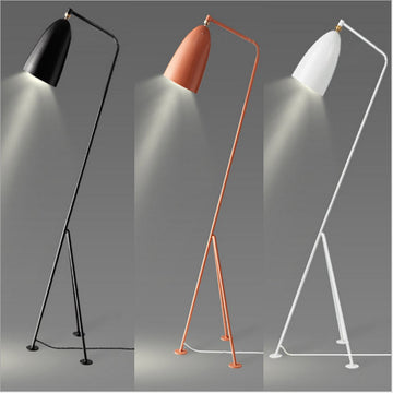 Lampadaires Lampe de plancher de fer minimaliste nordique, conception de trépied créatif, lampe de plancher de chambre à coucher moderne d'étude de salon, H150cm Lampadaires ( Color : Black )