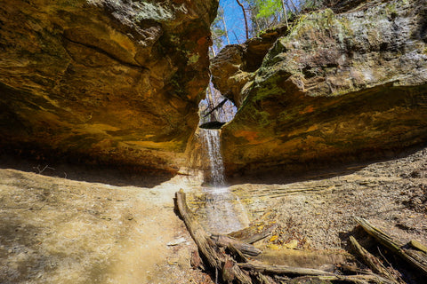 Streaming falls of boulder canyon waterfall along trail 9 in Turkey Run State Park Indiana 