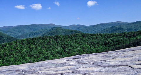 wolf rock overlook in stone mountain state park