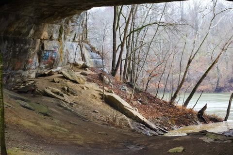 water markings inside of creelsboro natural bridge in russell county kentucky