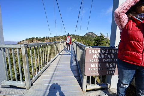 crossing mile high swinging bridge to linville peak on grandfather mountain