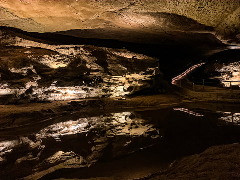 mirror lake along dripstone trail tour in marengo cave