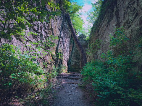 Giant city streets nature trail in giant city state park Illinois 