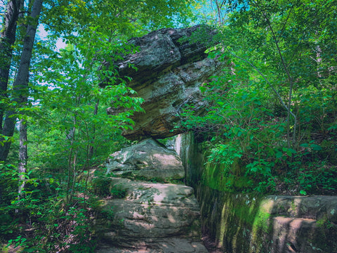 Balancing rock giant city nature trail in giant city state park Illinois 