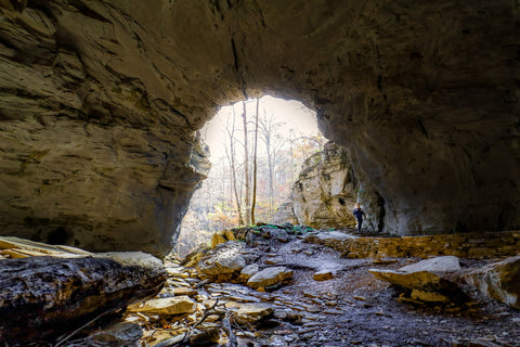 Natural bridge arch trail in Carter caves state park Kentucky 
