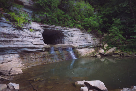 Narrows of the Harpeth River state park hiking trails waterfalls Tennessee Nashville