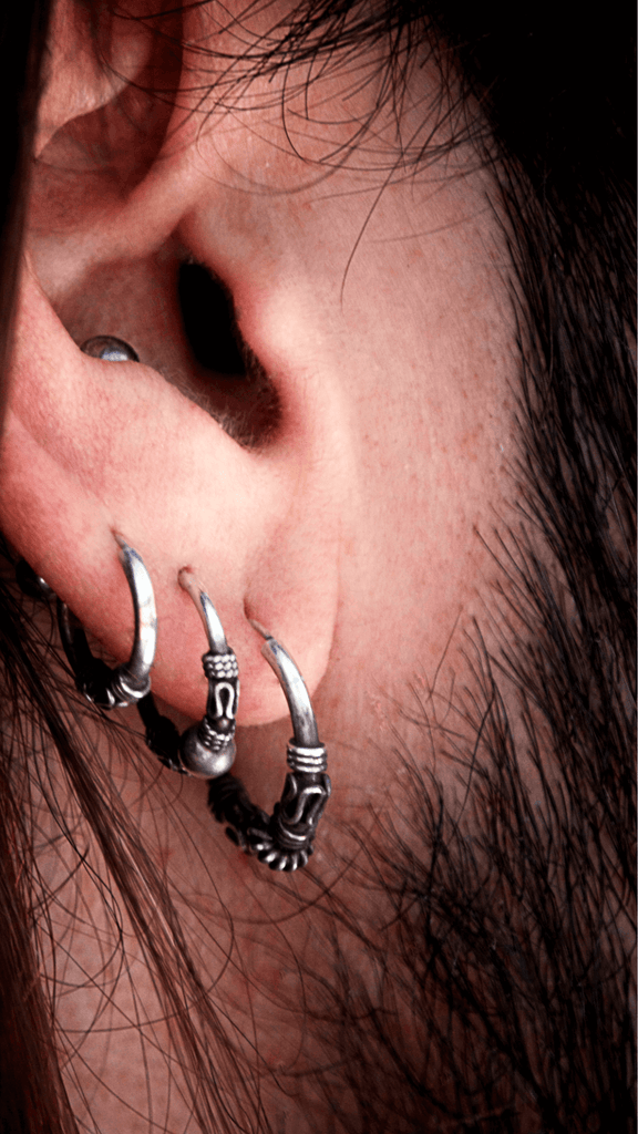 Boucle d'oreille homme signification – Rose La Lune