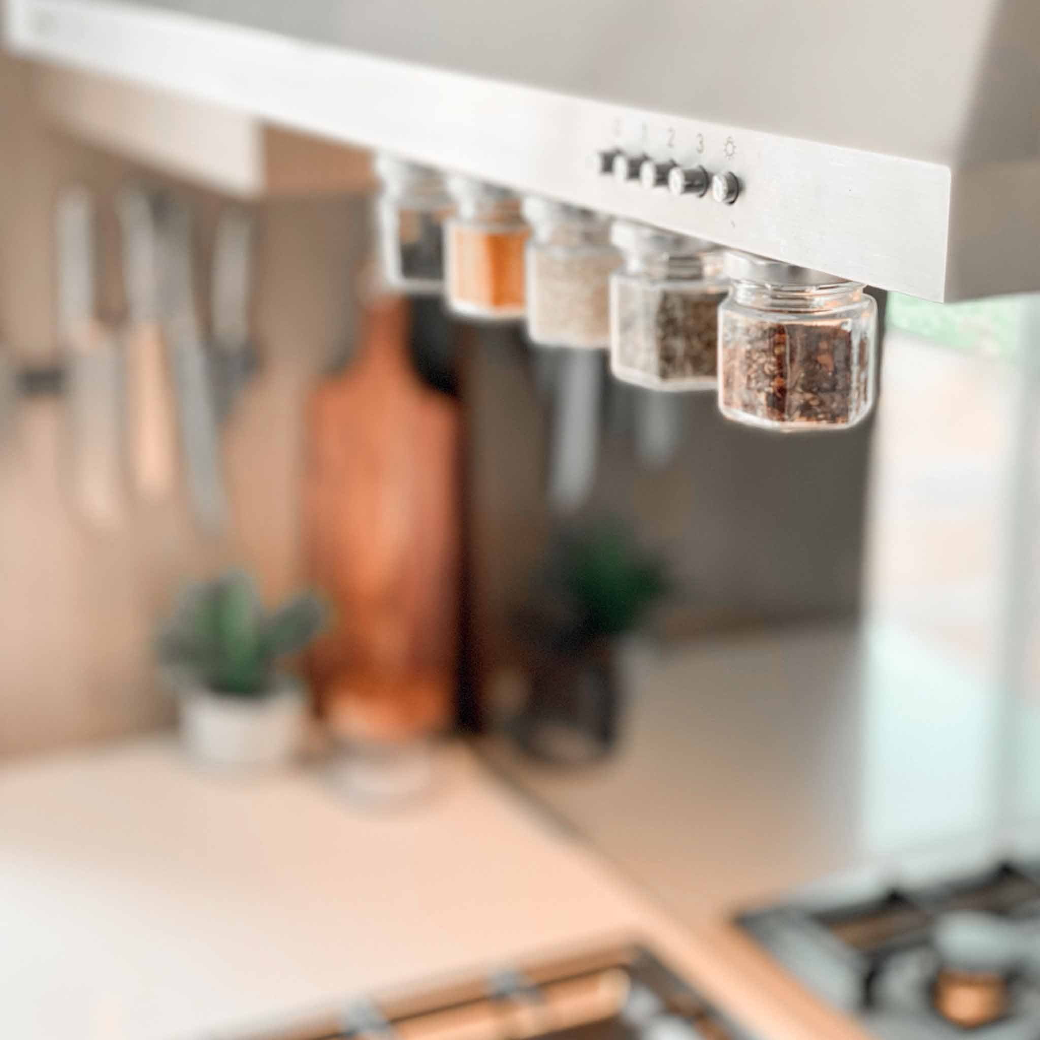 https://cdn.shopify.com/s/files/1/0270/1810/0791/products/rangehood-magnetic-spice-jars-product-page1.jpg?v=1660807710