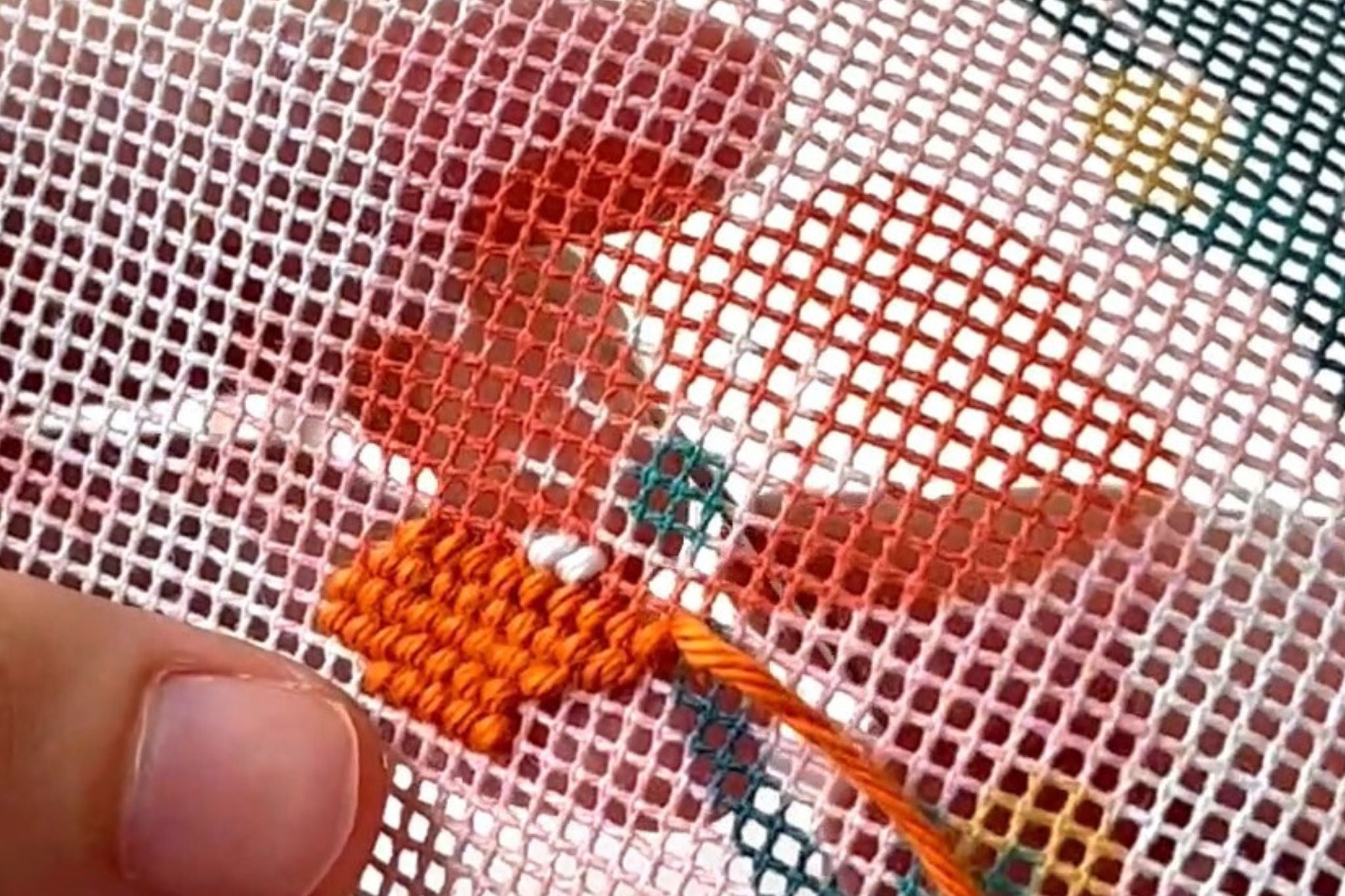 How to stitch needlepoint intersections_4