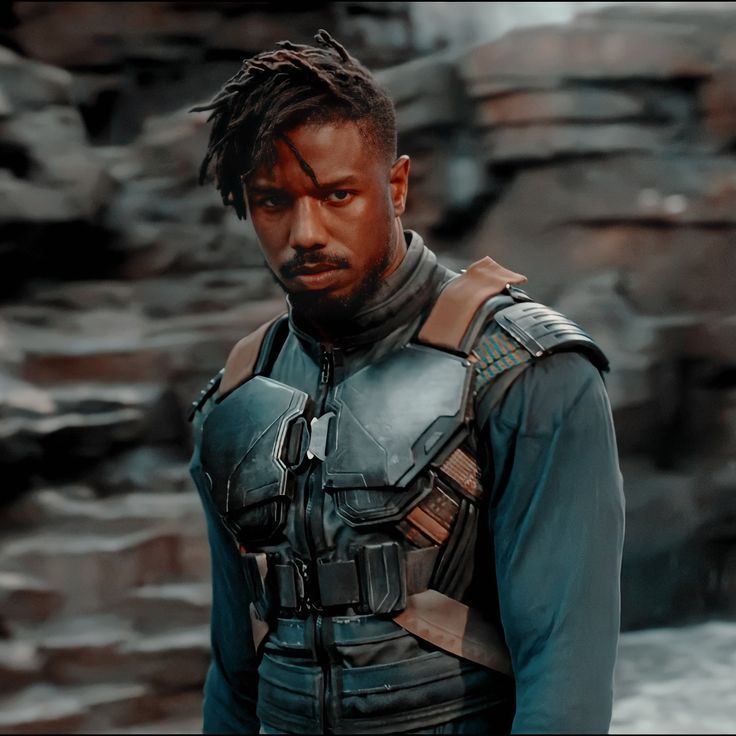 Killmonger's undercut is as sharp as his wit, symbolizing his fierce determination and revolutionary spirit.