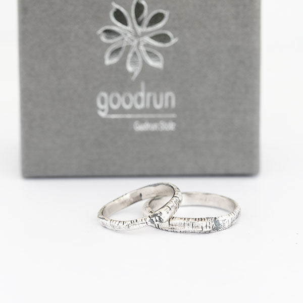 Handmade wedding rings with birch structure