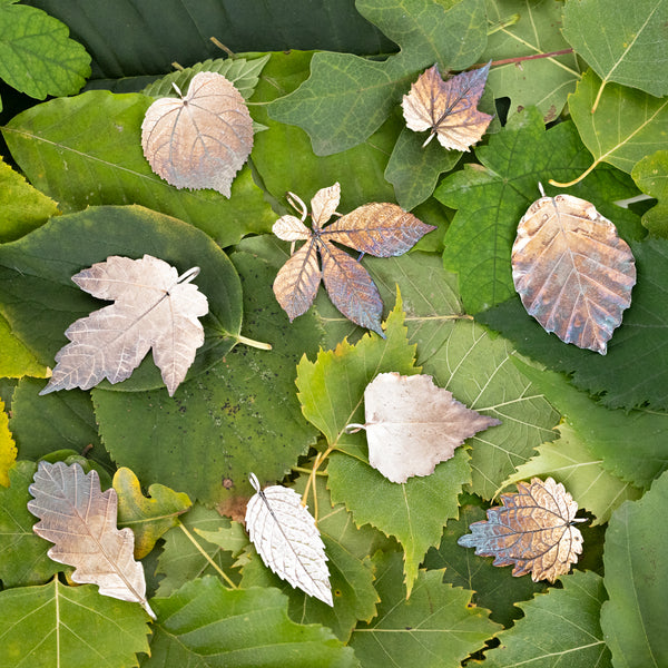 Authentizität und Schmuck: Blatt Anhänger aus echten Blättern