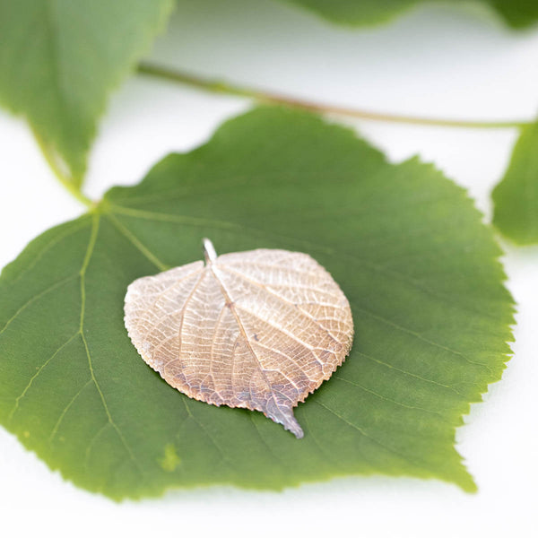 Linden leaf pendant in silver