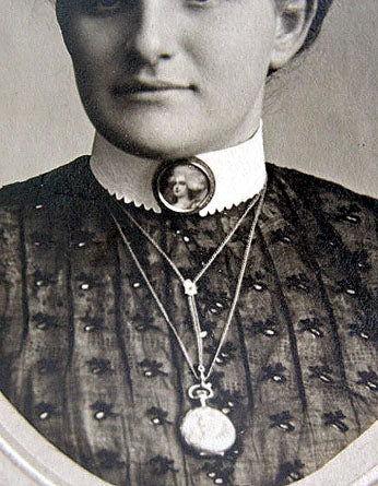 Victorian Woman wearing Necklace 