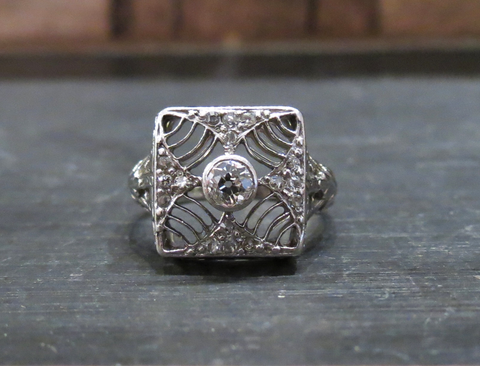 Art Deco Diamond Ring 