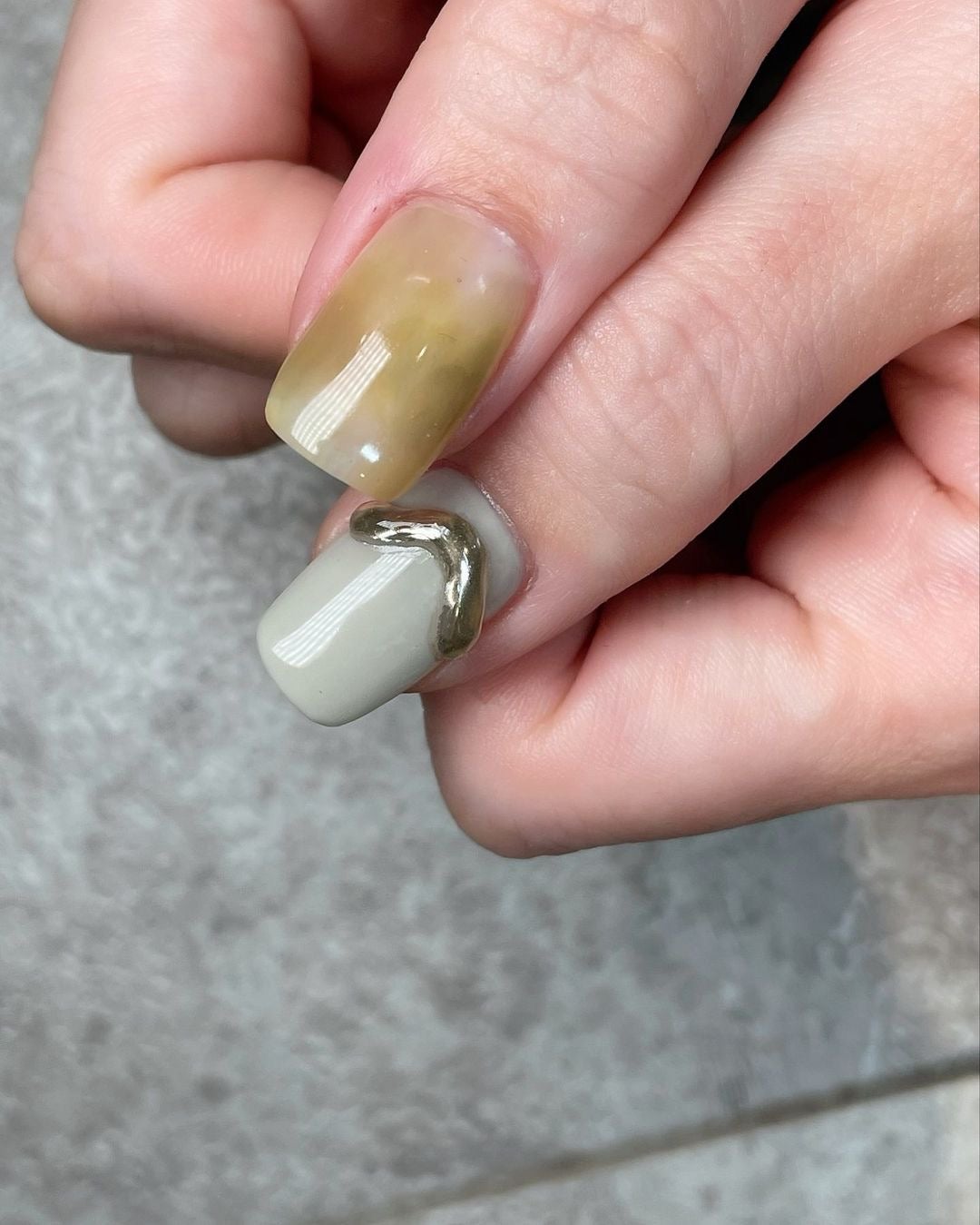 おすすめ】 TOY's×INITY nendo gel T-CND06 オリーブ 8g