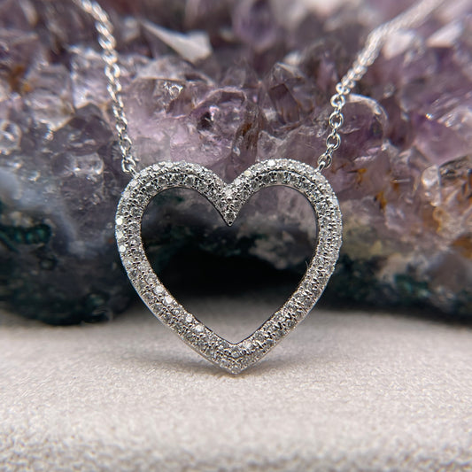 Aura heart-shaped diamond pendant in white gold